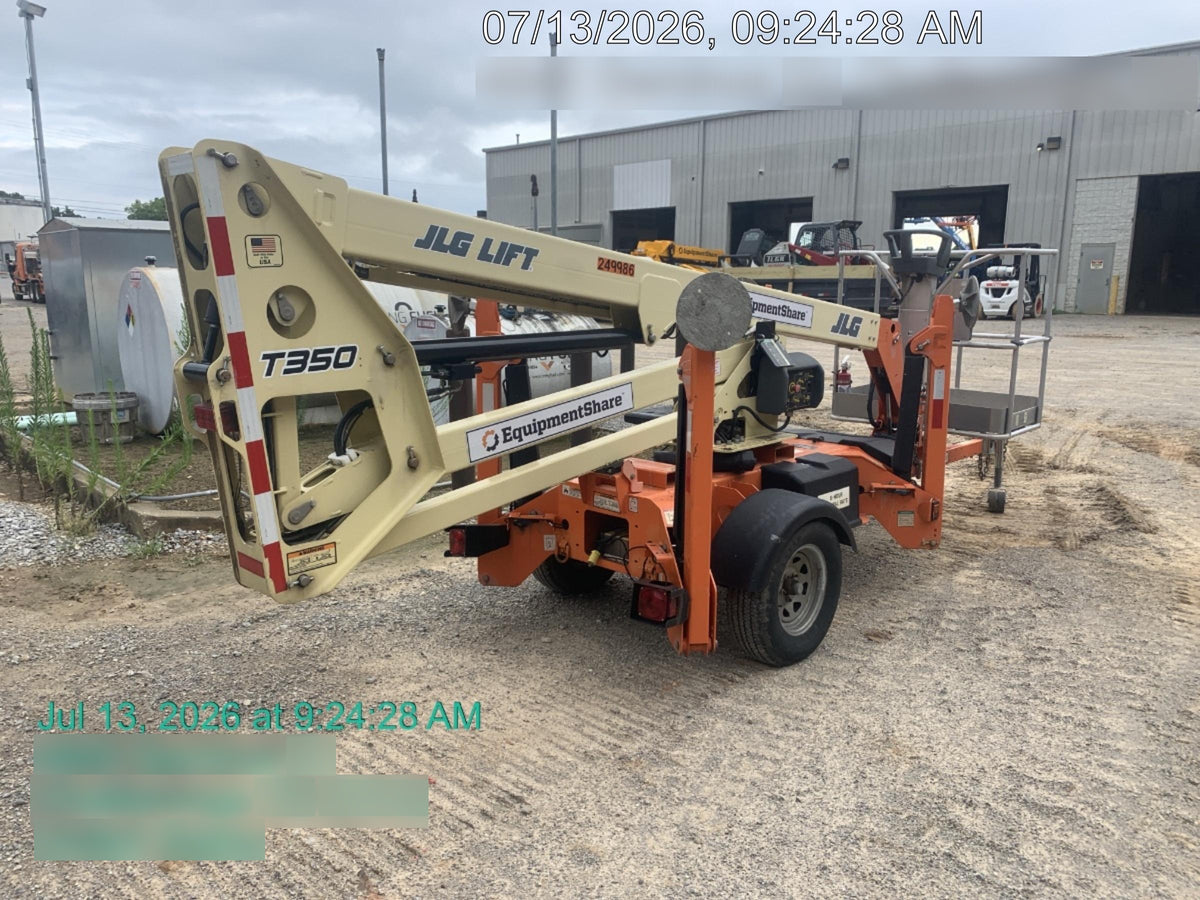 2022 JLG T350