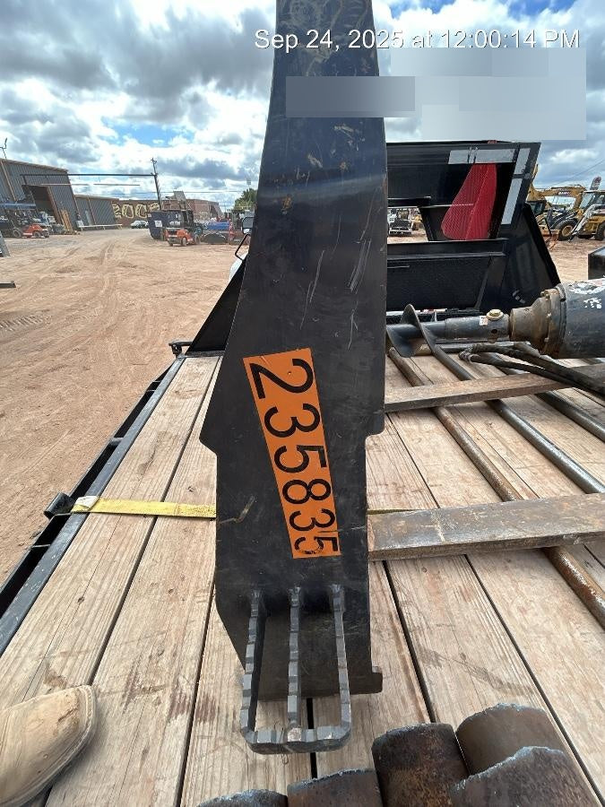 2022 PALADIN 48" Pallet Forks - Paladin