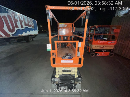 2024 JLG ES1932
