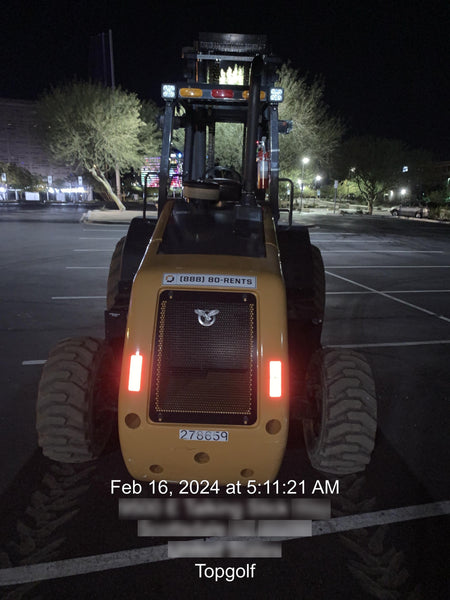 2023 CASE 588H