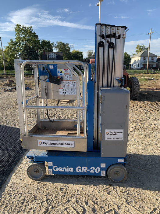 2021 GENIE GR-20