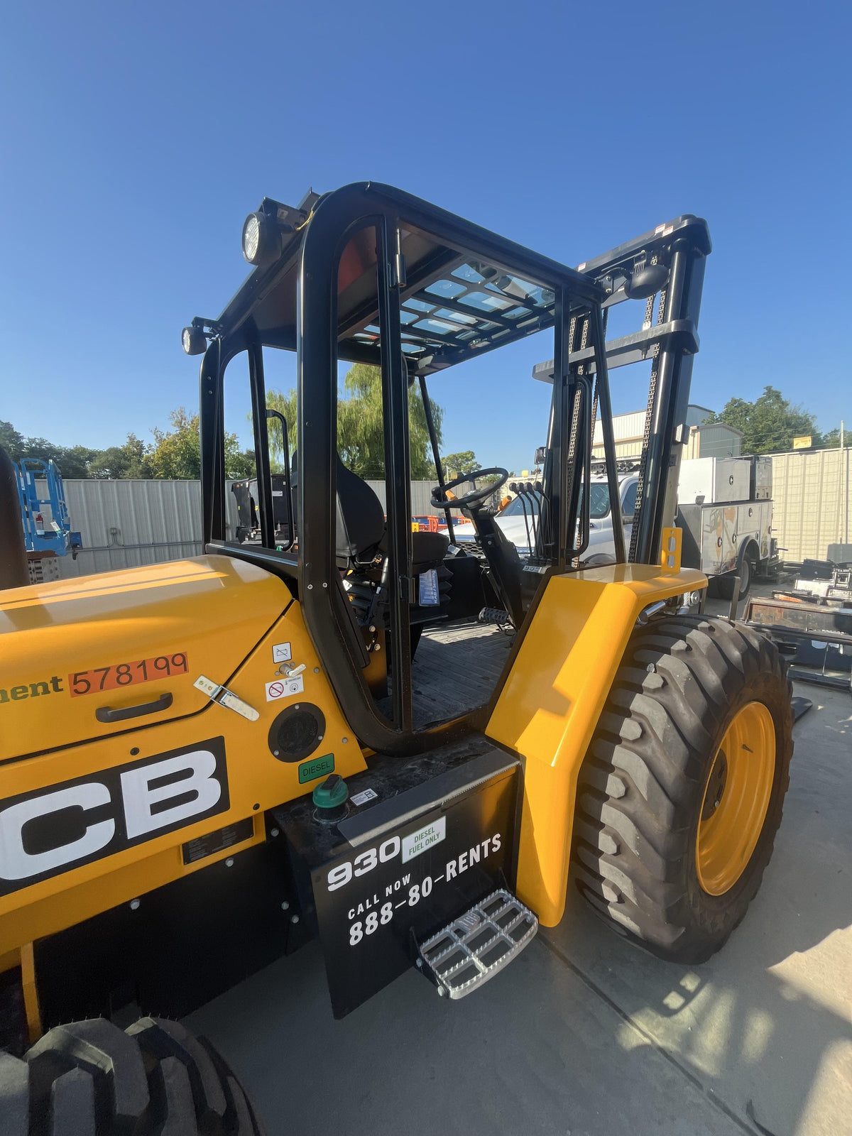 2025 JCB 930-4