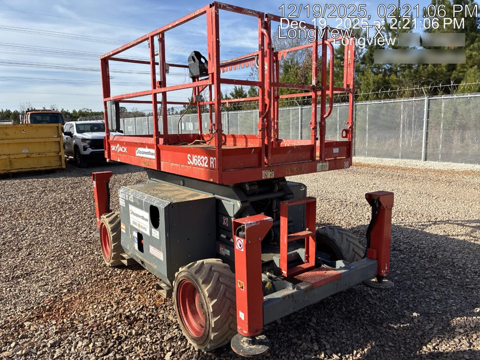 2021 SKYJACK SJ6832 RT