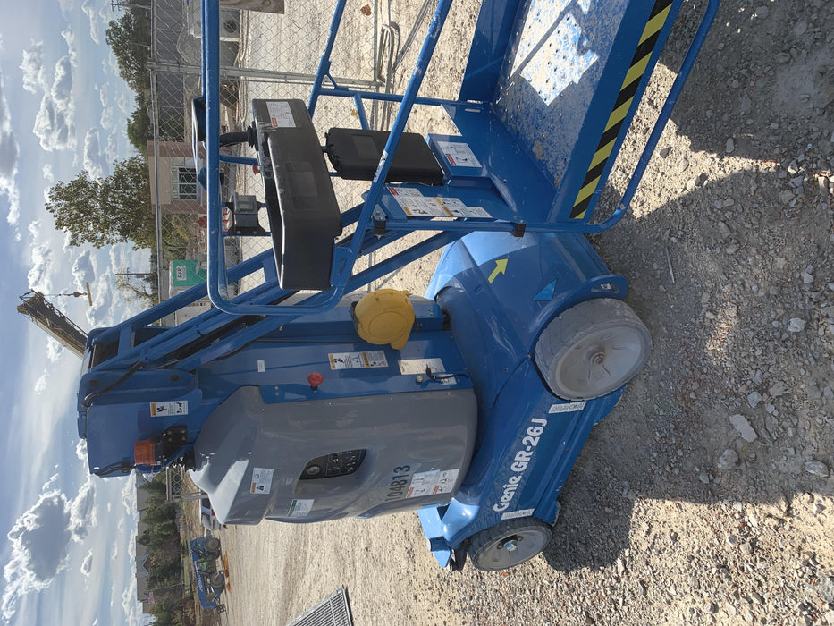 2020 GENIE GR-26J