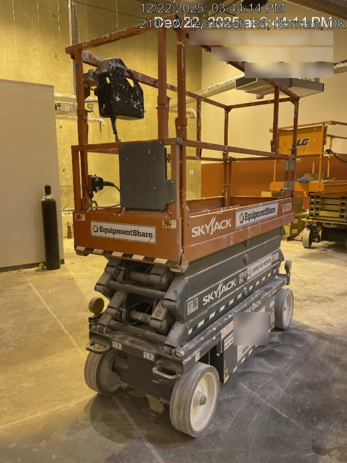 2023 SKYJACK SJ3226