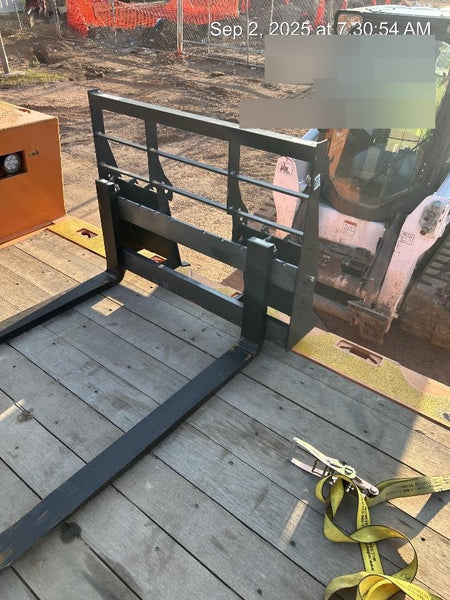 2025 ARROW MATERIAL HANDLING 48" Pallet Forks - Arrow