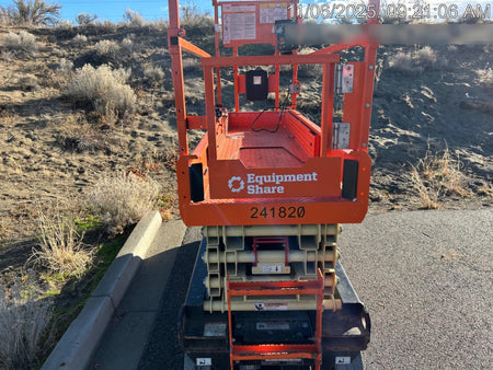 2022 JLG ES2632