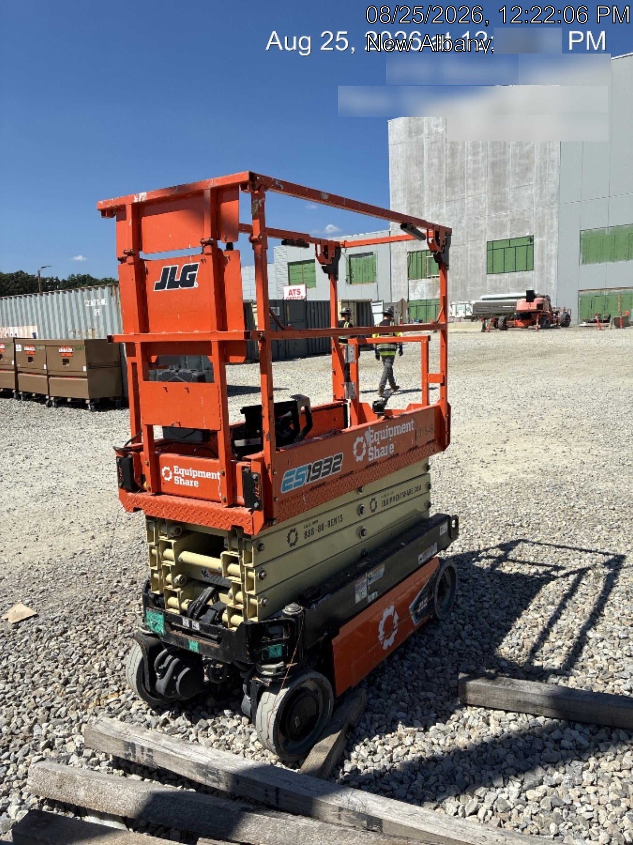 2022 JLG ES1932