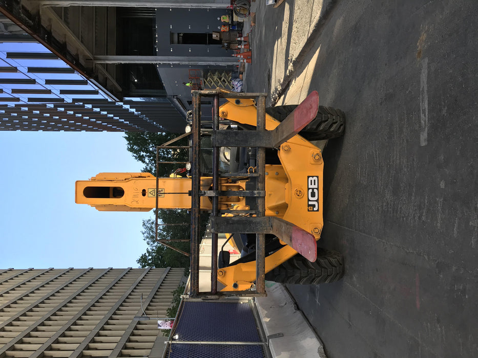2019 JCB 512-56