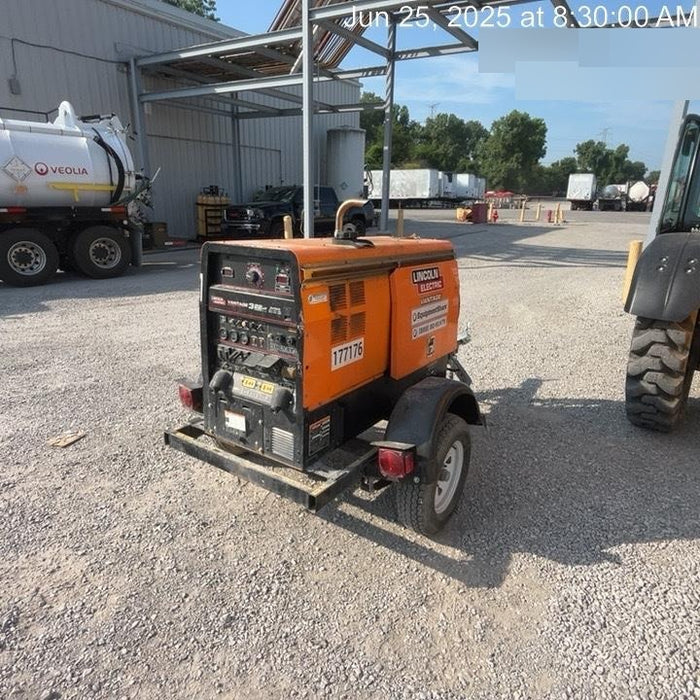 2021 Lincoln Electric Vantage 322 Vantage 322 Ready Pak 3 w/ Decals, ORANGE (includes trailer, cable rack, fender light kit) NO Telematics