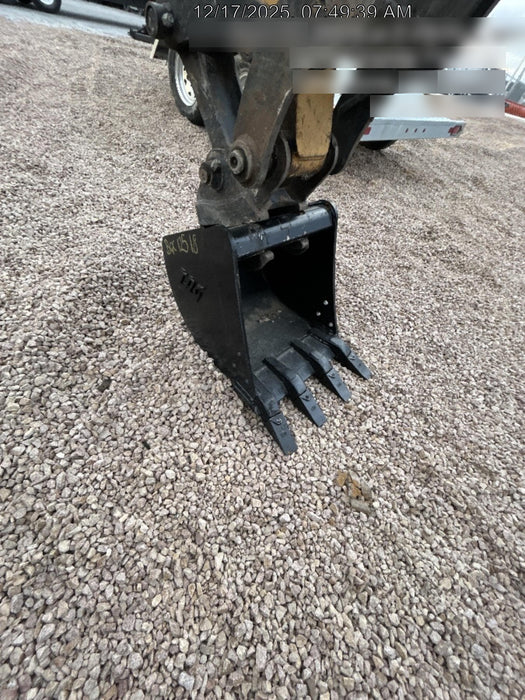 2025 TAKEUCHI 18" HD Bucket - Takeuchi