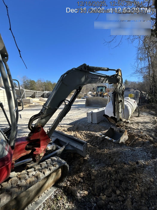 2021 TAKEUCHI TB235-2R