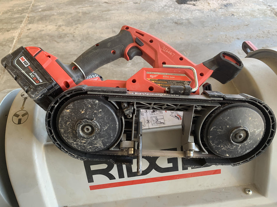 2023 MILWAUKEE 2829-22