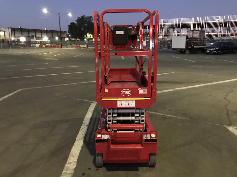 2020 MEC 1330SE Solid NM Tires, Steel Swing out Doors, LCS, Beacon, 900W Inverter