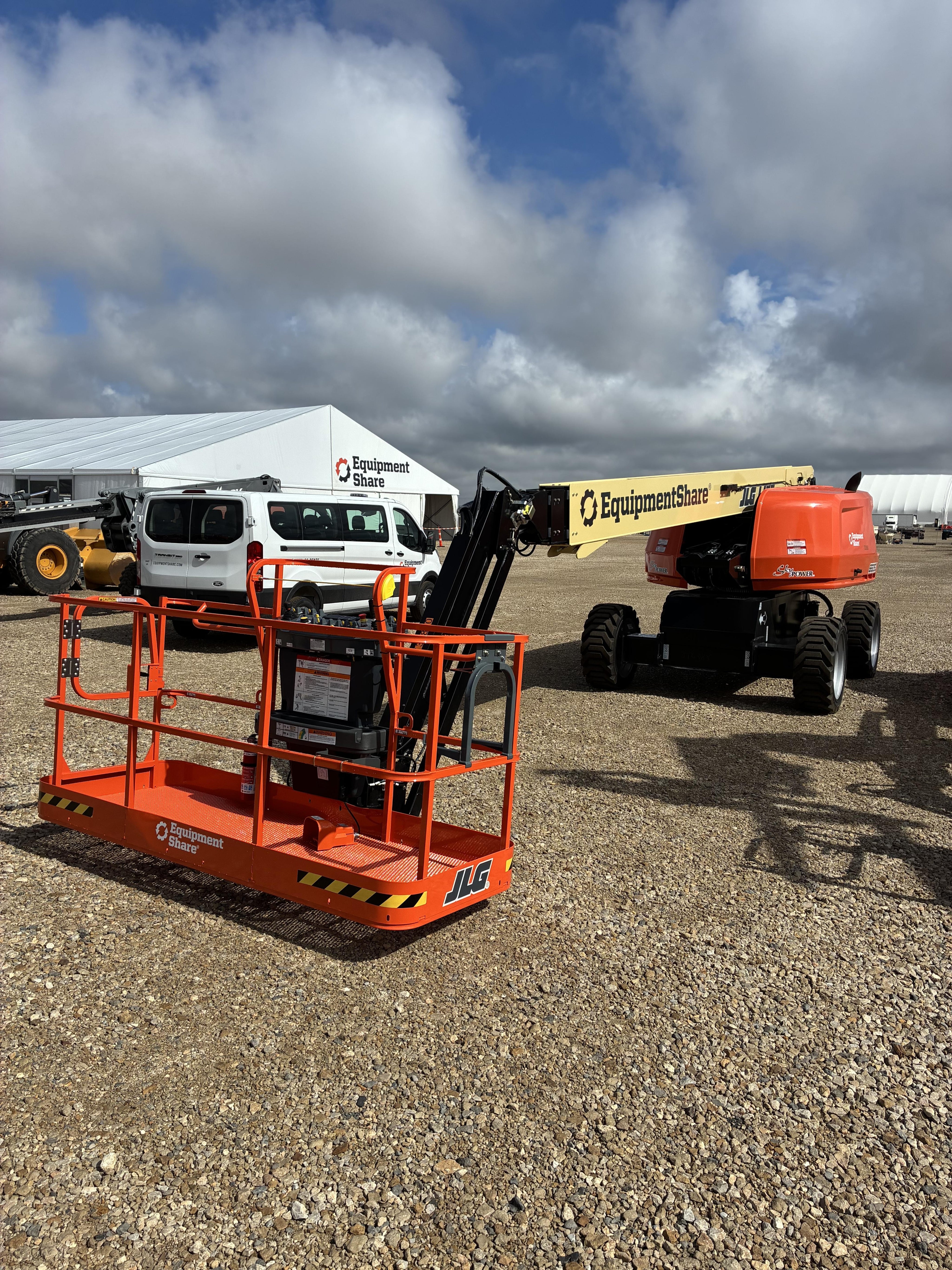 2026 JLG 660SJ
