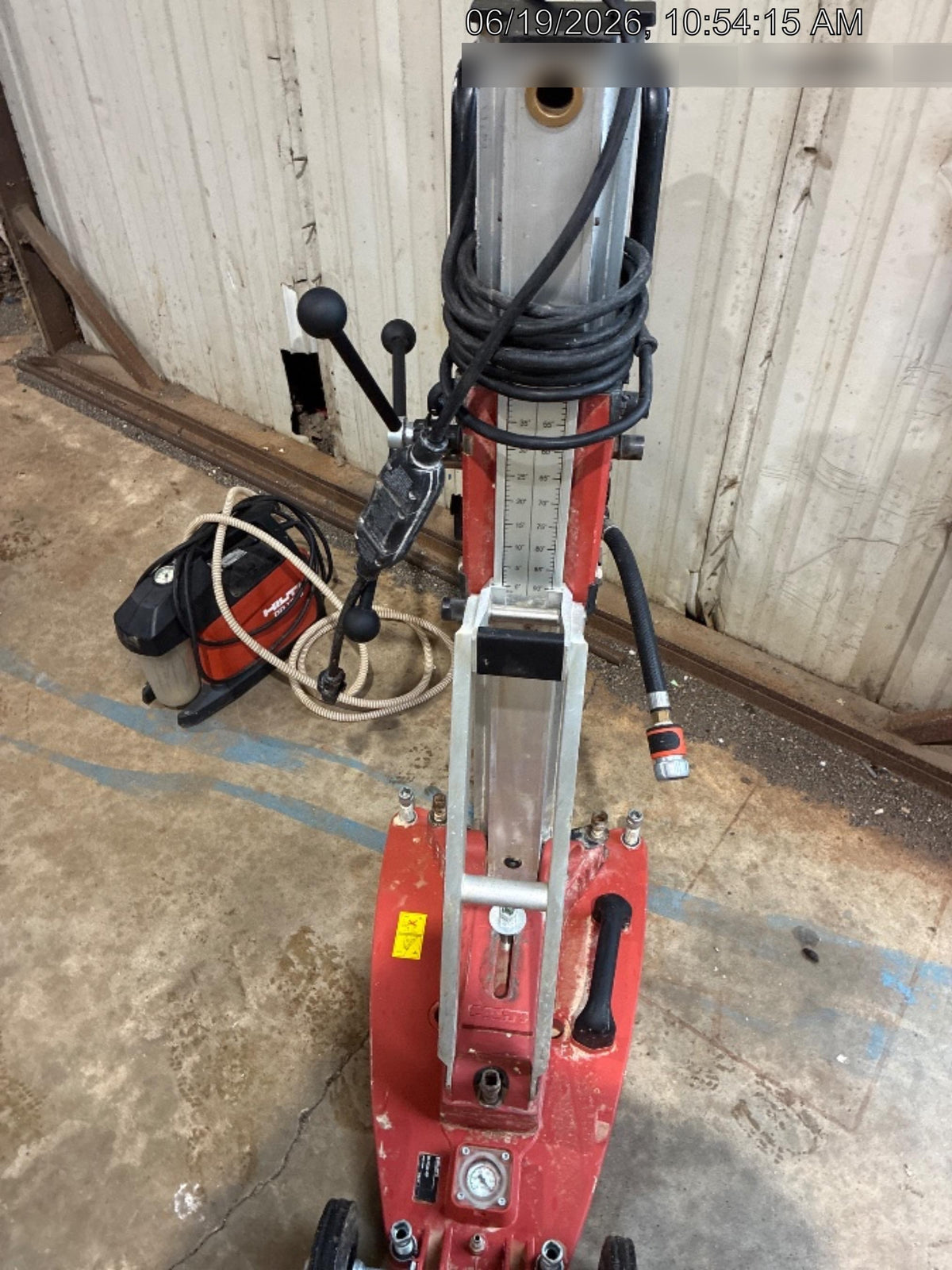 2020 HILTI DD250E