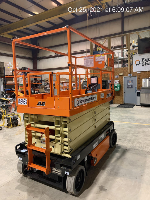 2021 JLG R3246