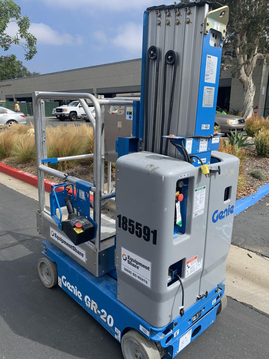 2021 GENIE GR-20