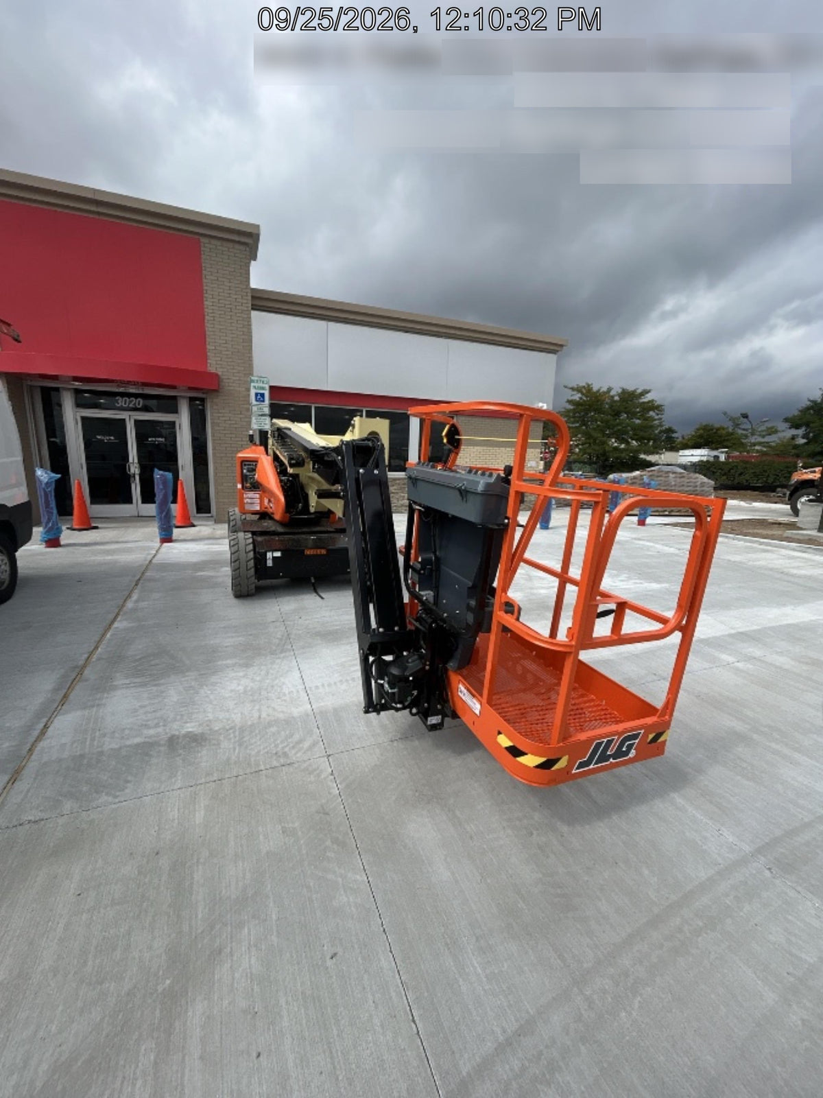 2026 JLG E450AJ
