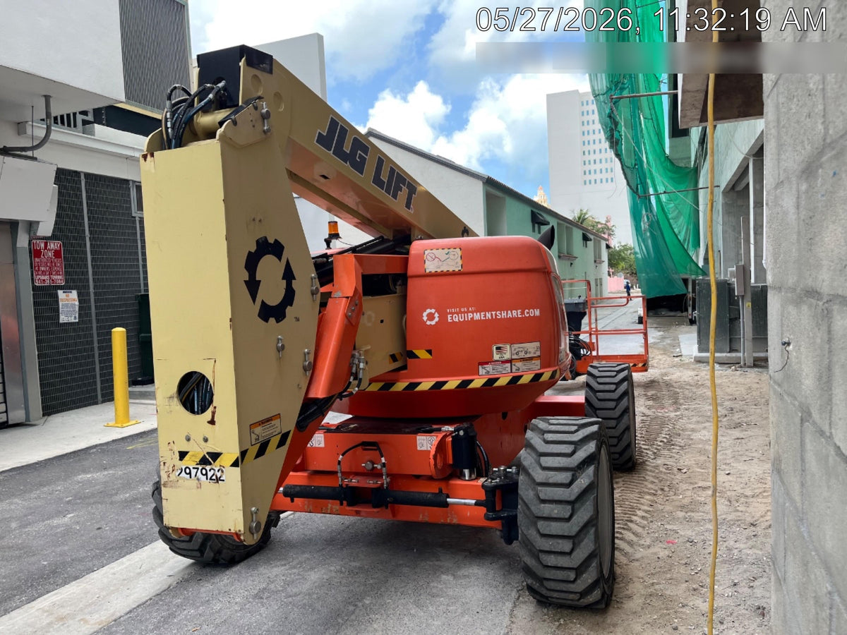 2023 JLG 600AJ