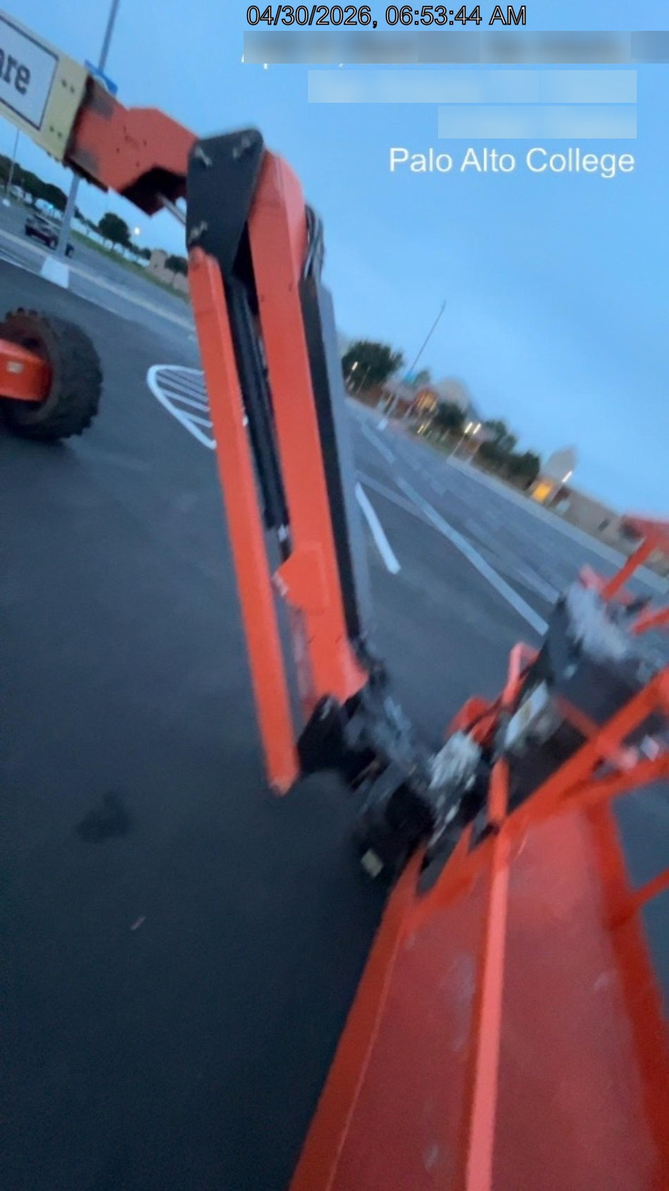 2019 JLG 600AJ