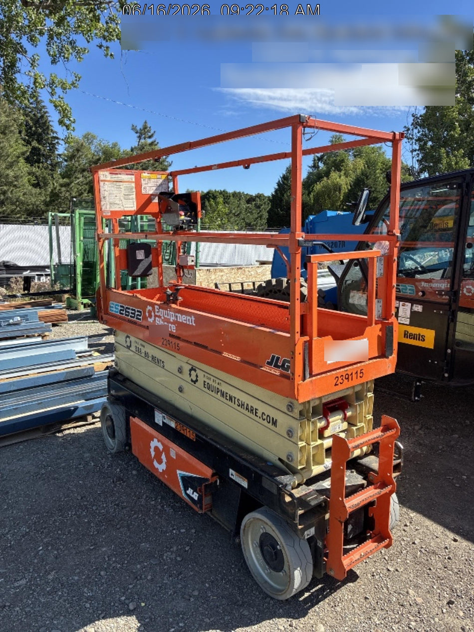 2022 JLG ES2632