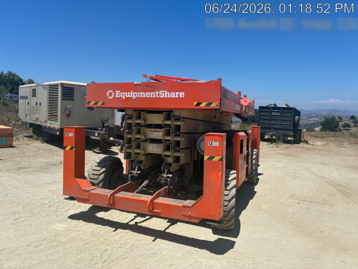 2023 JLG RT4394