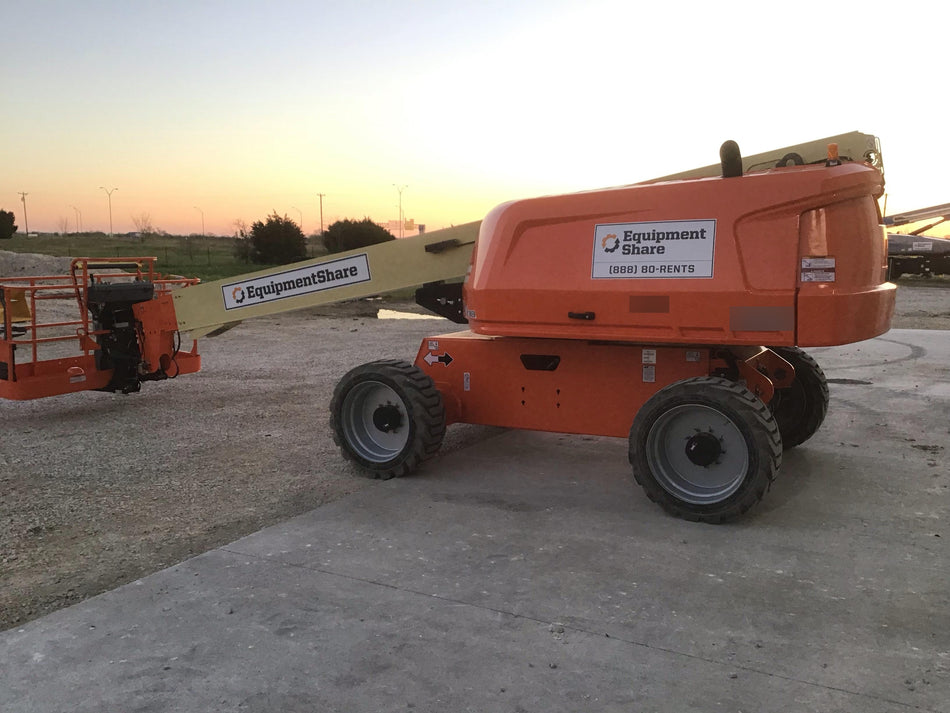 2019 JLG 600S 4WD