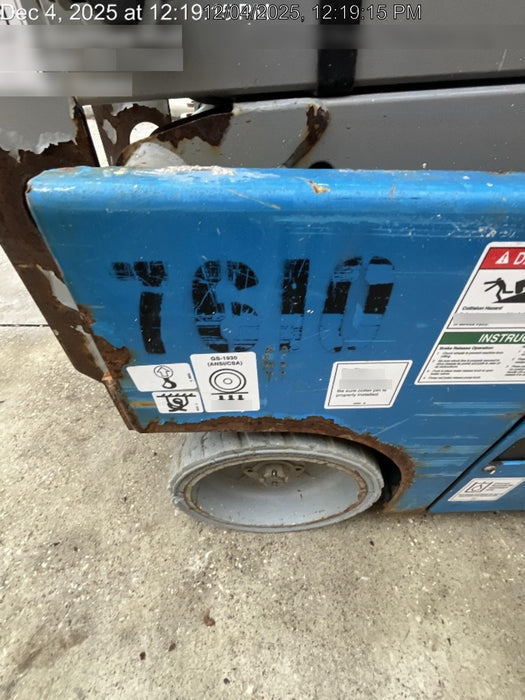 2017 Genie GS-1930 Genie GS-1930 Lift w/Fixed Rail and Chain Entry