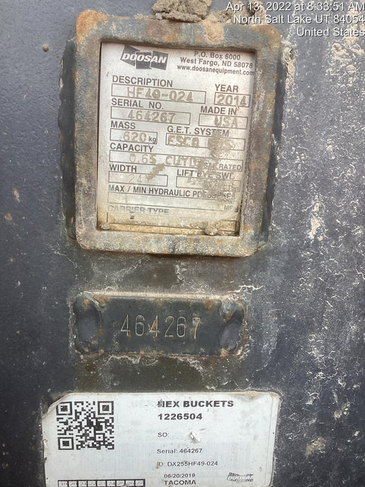 2020 DOOSAN 24" Bucket-Doosan