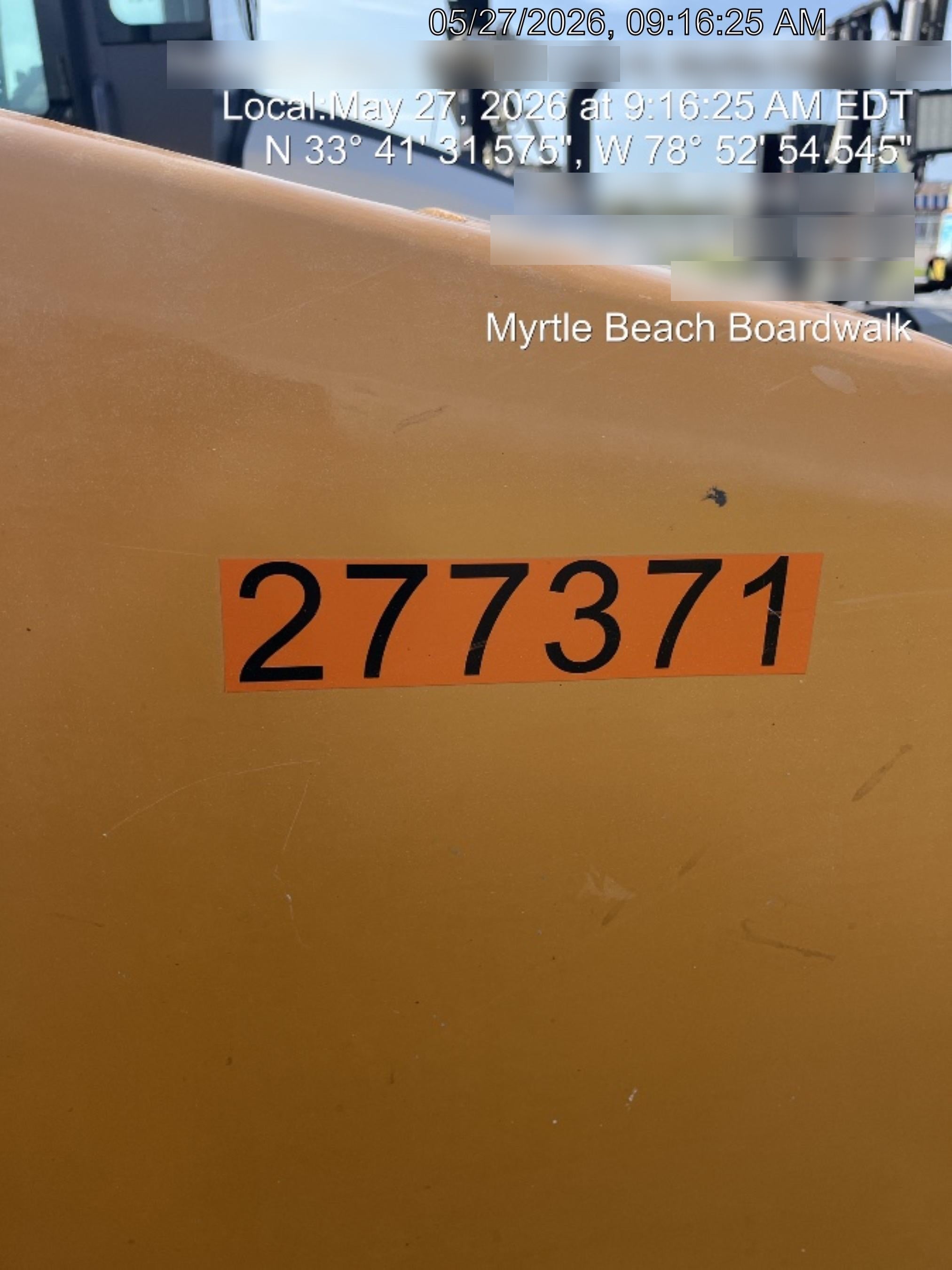 2023 CASE 588H