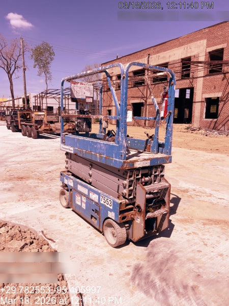 2017 Genie GS-1930 Genie GS-1930 Lift w/Fixed Rail and Chain Entry