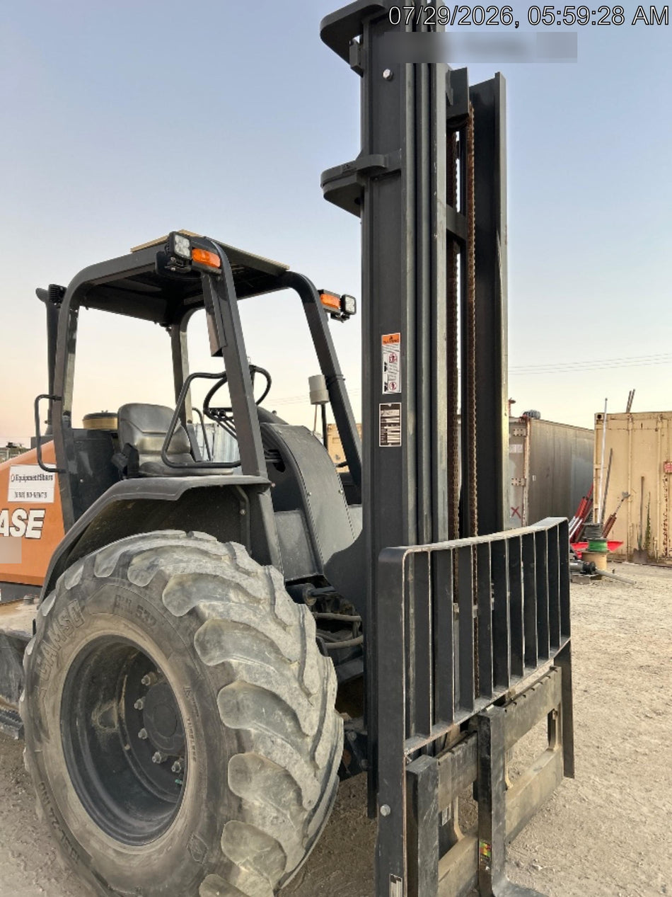 2023 CASE 588H