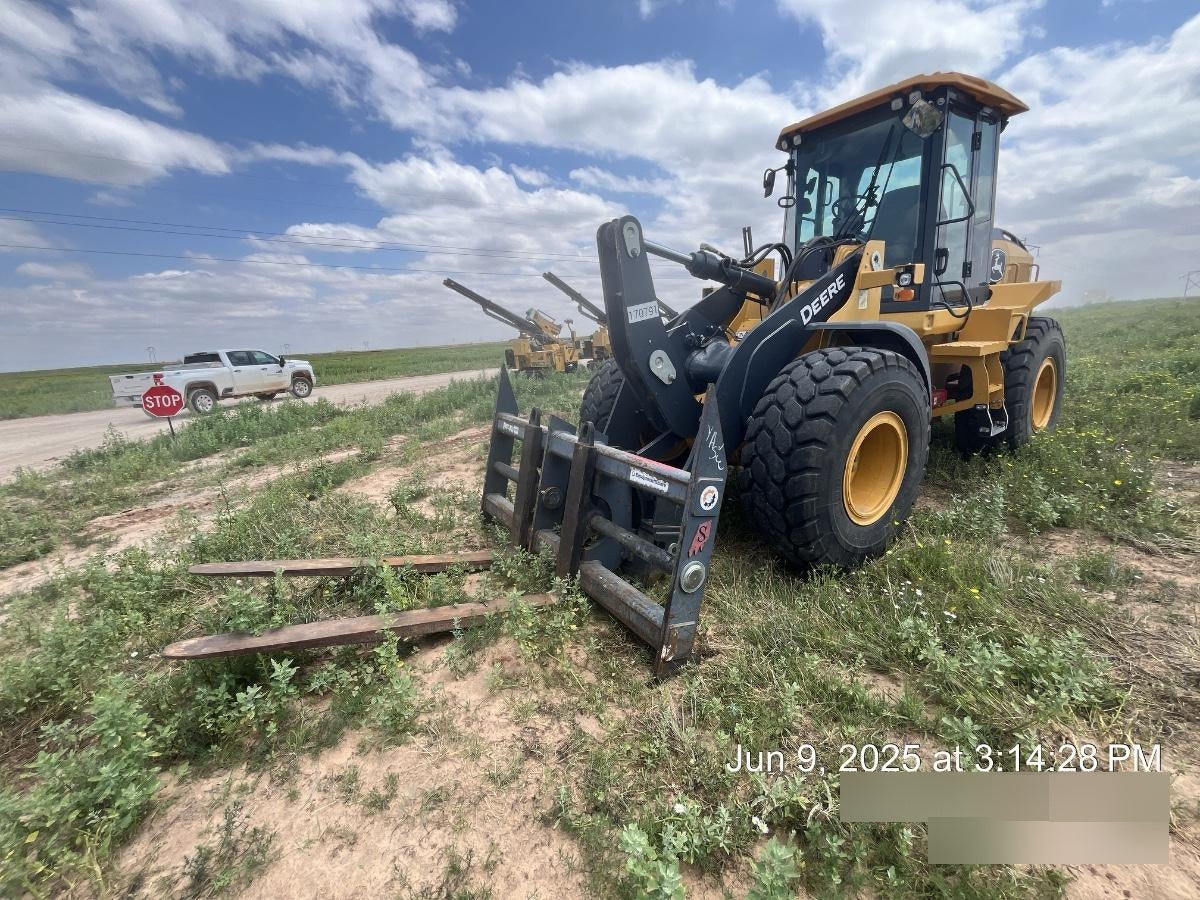 2022 SOLESBEE 96" Loader Fork Carriage - Solesbee
