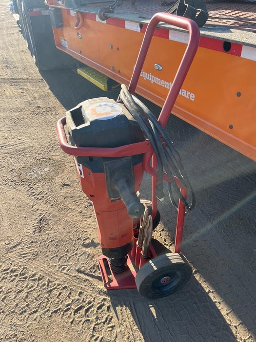 2024 HILTI TE 3000-AVR