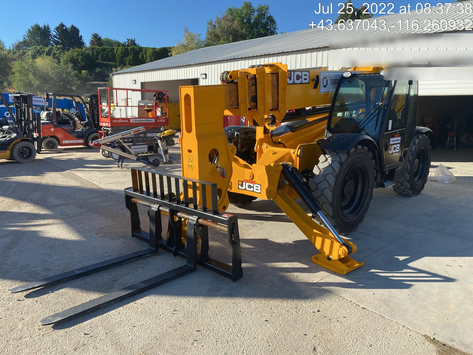 2022 JCB 510-56