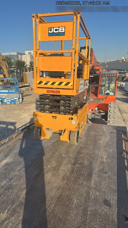 2020 Genie GS-1930 Solid Non Marking Tires, Beacon, Folding rails with half height swing gate