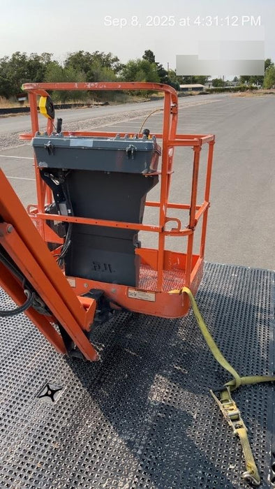 2019 JLG E400AJPN