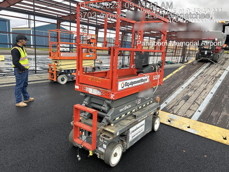 2020 Skyjack SJIII-3219 Solid NM Tires, Half height spring hinged entry gate, Dual Beacons, 800W Inverter
