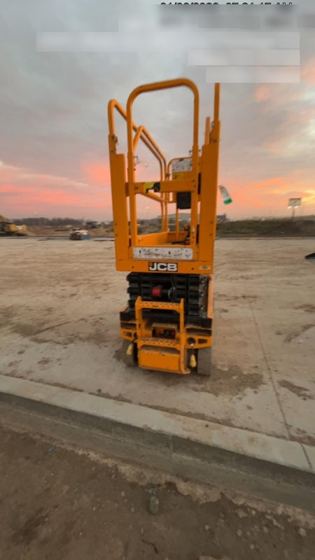 2023 JCB S1930E