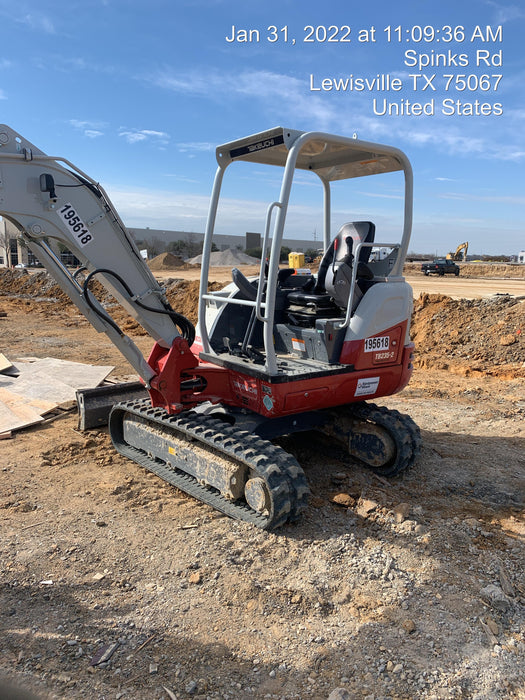 2021 TAKEUCHI TB235-2R