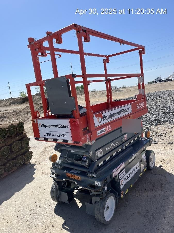2022 SKYJACK SJ3219