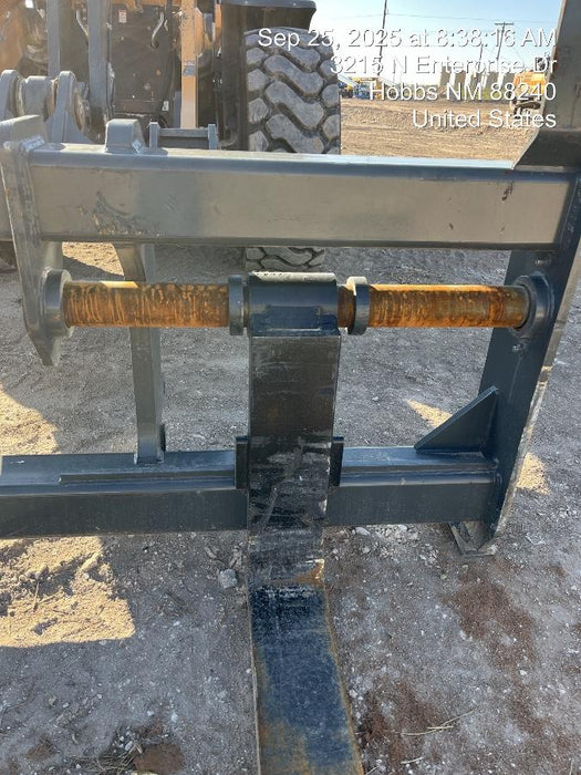 2025 CASE Case 96" Fork Set