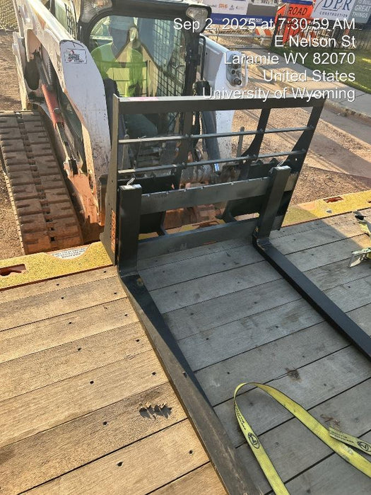 2025 ARROW MATERIAL HANDLING 48" Pallet Forks - Arrow