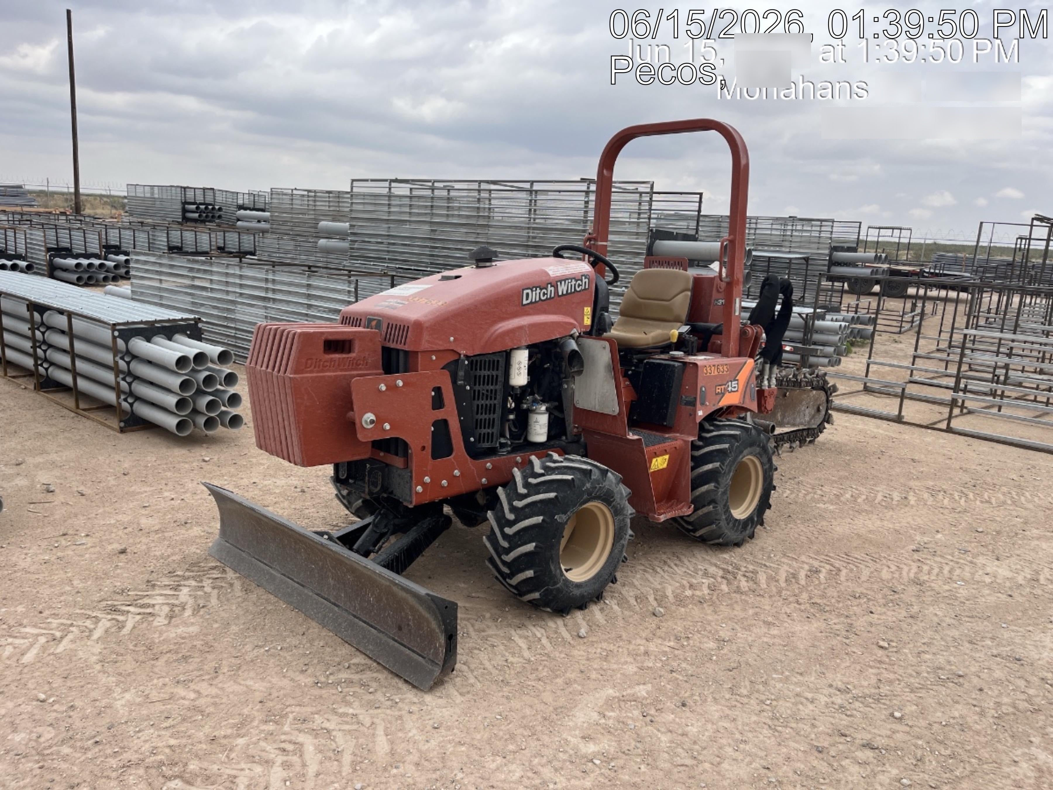 2023 DITCH WITCH RT45A