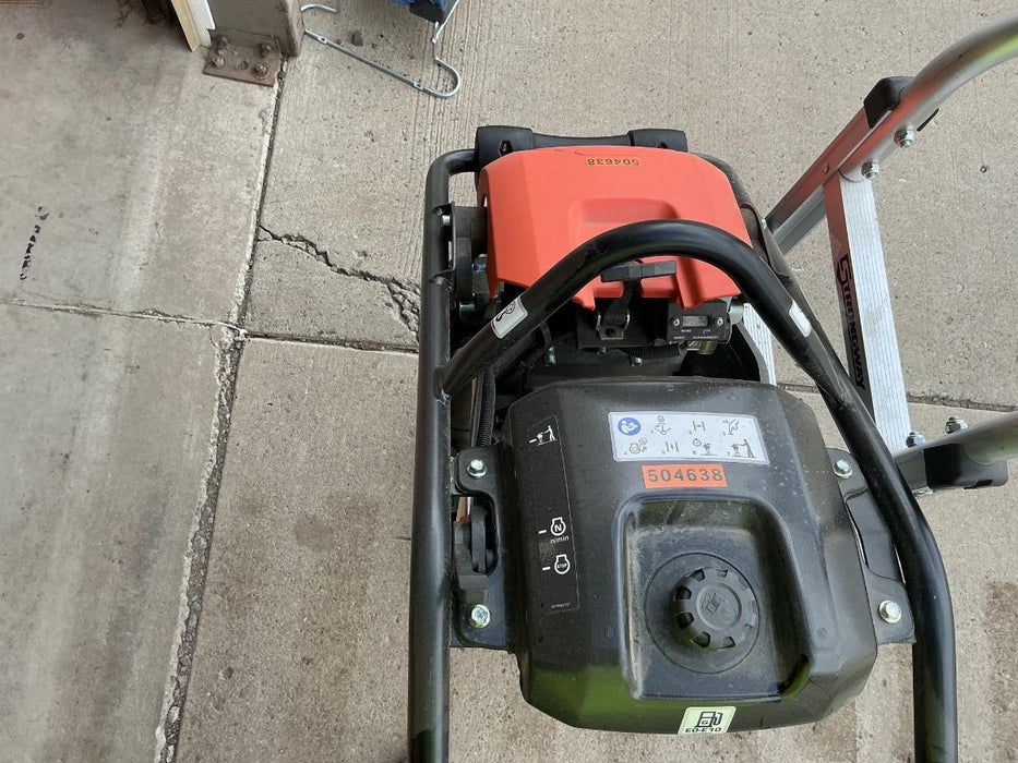 2025 HUSQVARNA LT6005