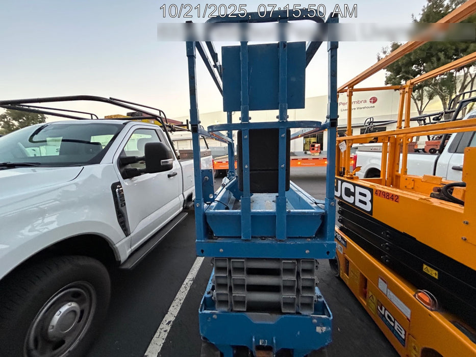 2020 Genie GS-1930 Solid Non Marking Tires, Beacon, Folding rails with half height swing gate, 800W Inverter