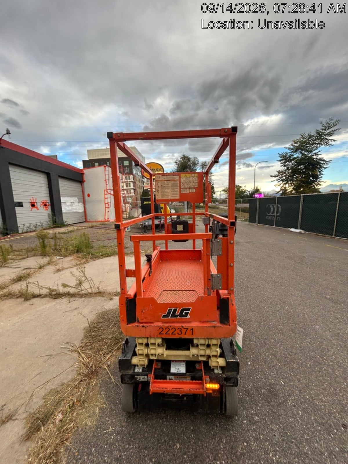 2022 JLG ES1330L