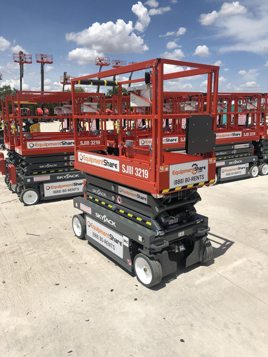2018 SKYJACK SJIII-3219