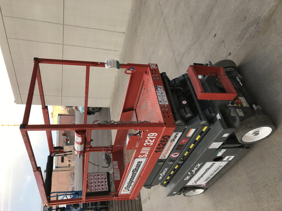 2018 SKYJACK SJIII-3219